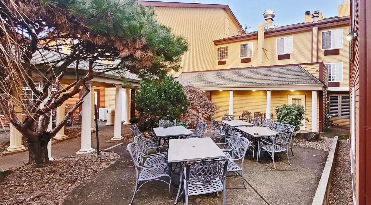 Comfort Suites Corvallis Exterior foto