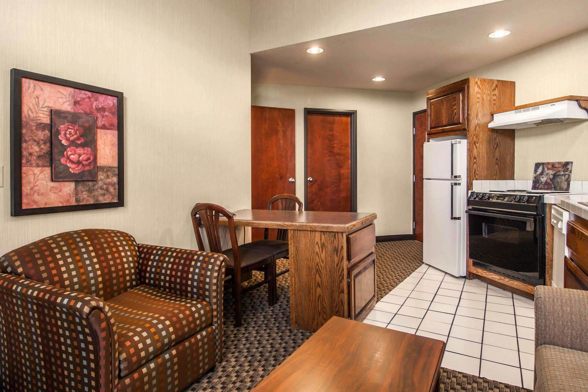 Comfort Suites Corvallis Exterior foto